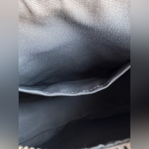 Coach “Aria” Shoulder Bag Silver Metallic w/ Adjustable Strap & Hang Tag - Picture 9 of 11